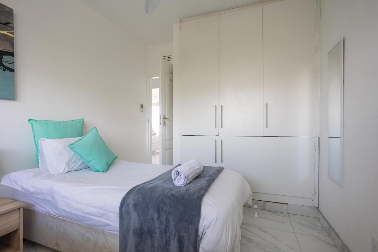 24 Sea Lodge - Sea Viewing Apartment Durban Eksteriør billede